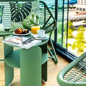 4* מלון Novotel Centre Euromed